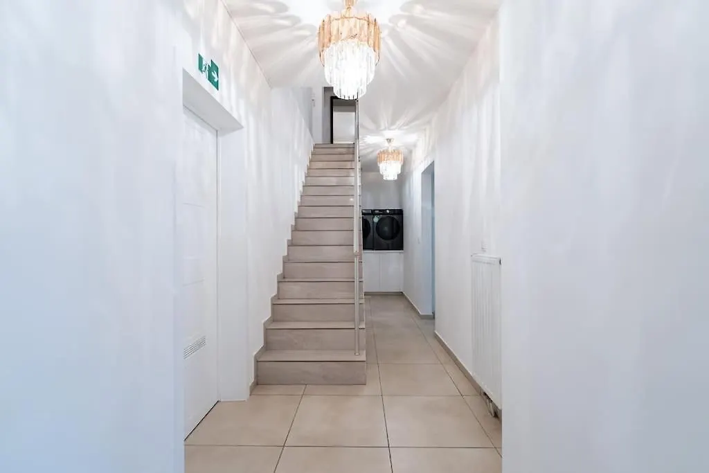 Apartment Luxueux Appartement 5 Chambre-Verifiez Le Numero Sur Les Images Brussels