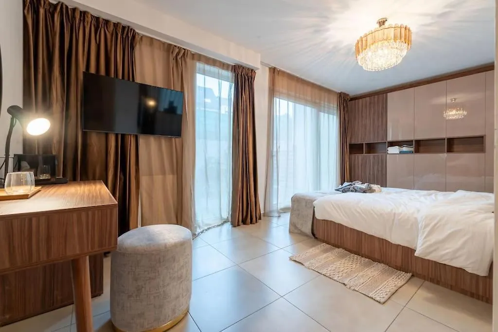 Apartment Luxueux Appartement 5 Chambre-Verifiez Le Numero Sur Les Images Brussels Belgium