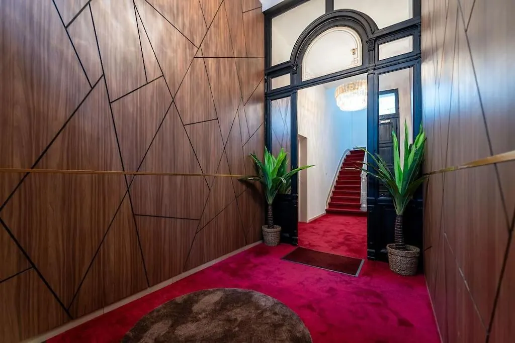 Luxueux Appartement 5 Chambre-Verifiez Le Numero Sur Les Images Brussels Belgium