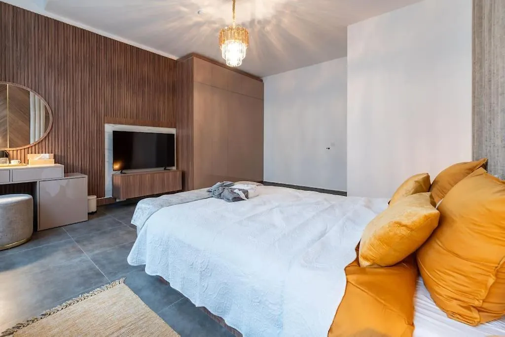 Apartment Luxueux Appartement 5 Chambre-Verifiez Le Numero Sur Les Images Brussels Belgium