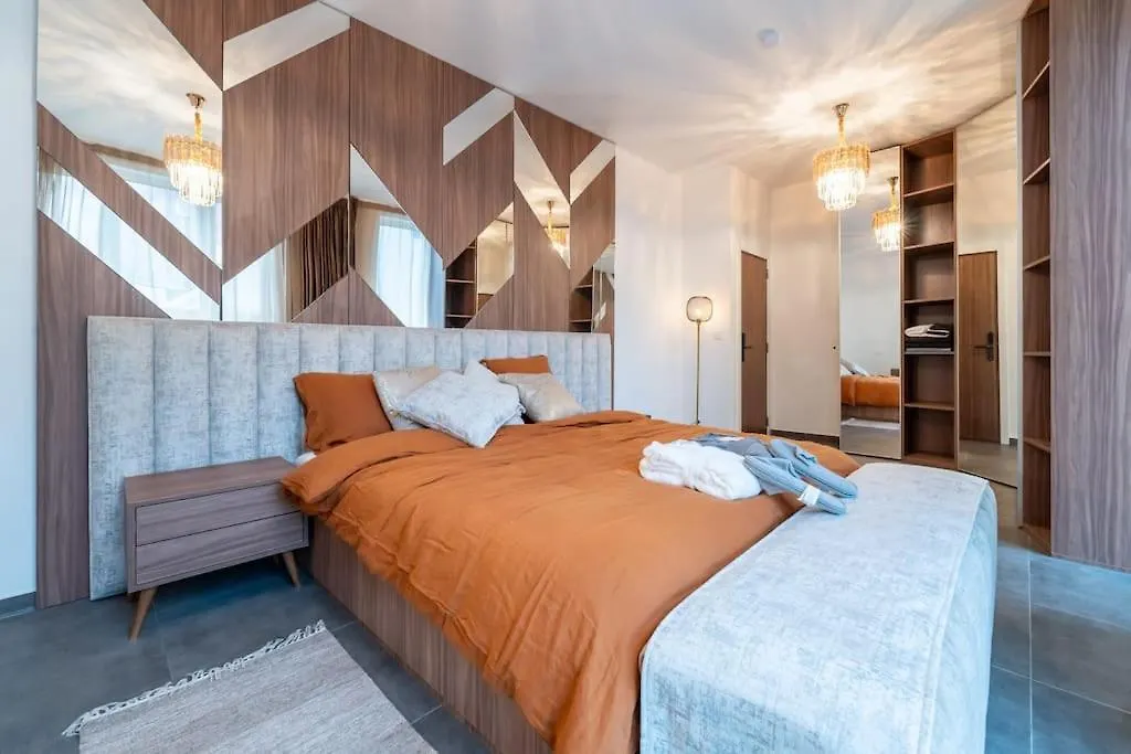 Luxueux Appartement 5 Chambre-Verifiez Le Numero Sur Les Images Brussels 0*,