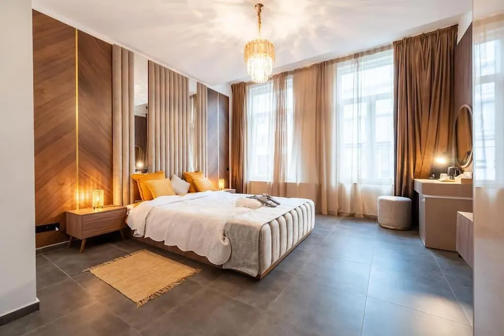 Luxueux Appartement 5 Chambre-Verifiez Le Numero Sur Les Images Brussels Apartment
