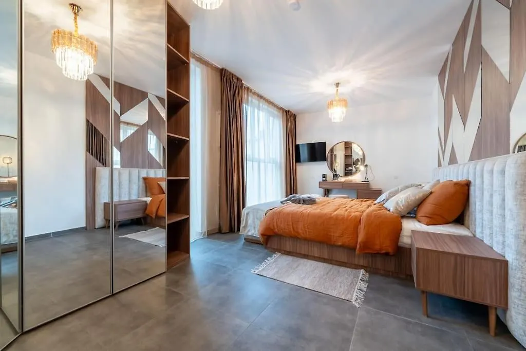 Apartment Luxueux Appartement 5 Chambre-Verifiez Le Numero Sur Les Images Brussels