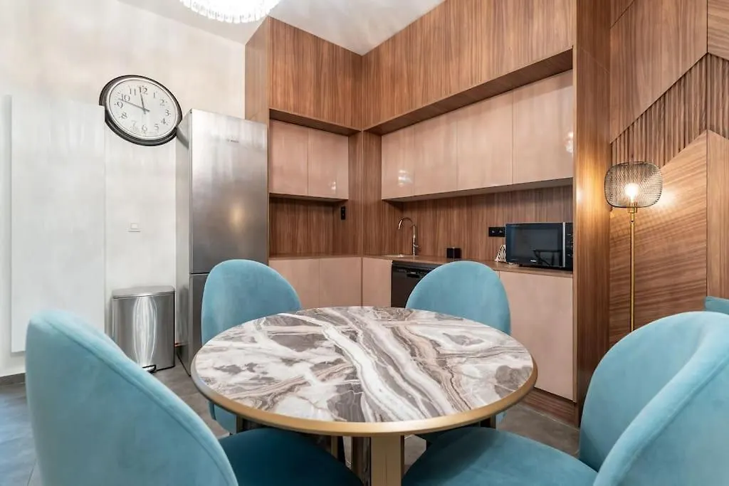 Apartment Luxueux Appartement 5 Chambre-Verifiez Le Numero Sur Les Images Brussels Belgium